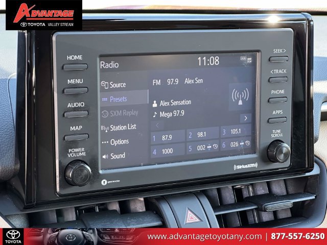 Used 2022 Toyota RAV4 LE AWD/4WD image 29