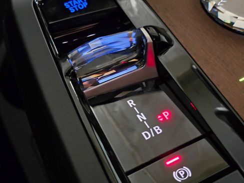 New 2026 BMW iX xDrive60 w/ Executive Package image 39