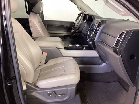 Used 2021 Ford Expedition Max Limited AWD/4WD image 8