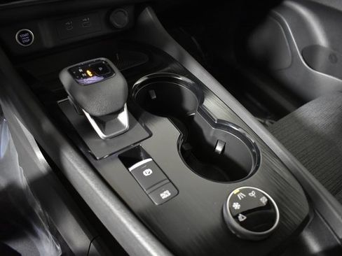 Certified 2023 Nissan Rogue SV image 24