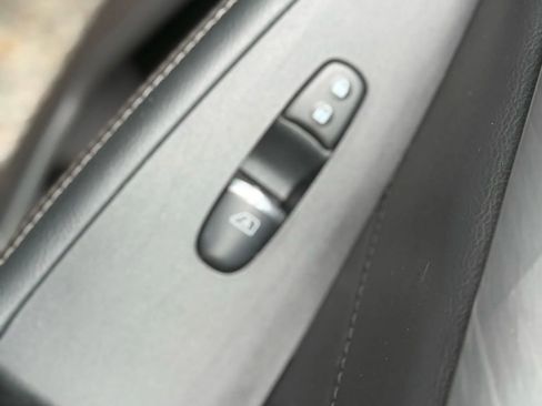 Used 2017 Nissan Maxima 3.5 SV image 25