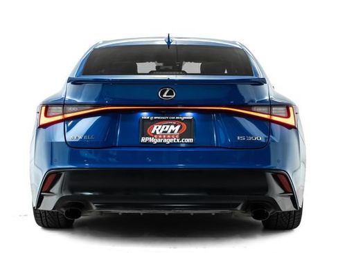 Used 2022 Lexus IS 300 w/ Premium Package RWD image 3