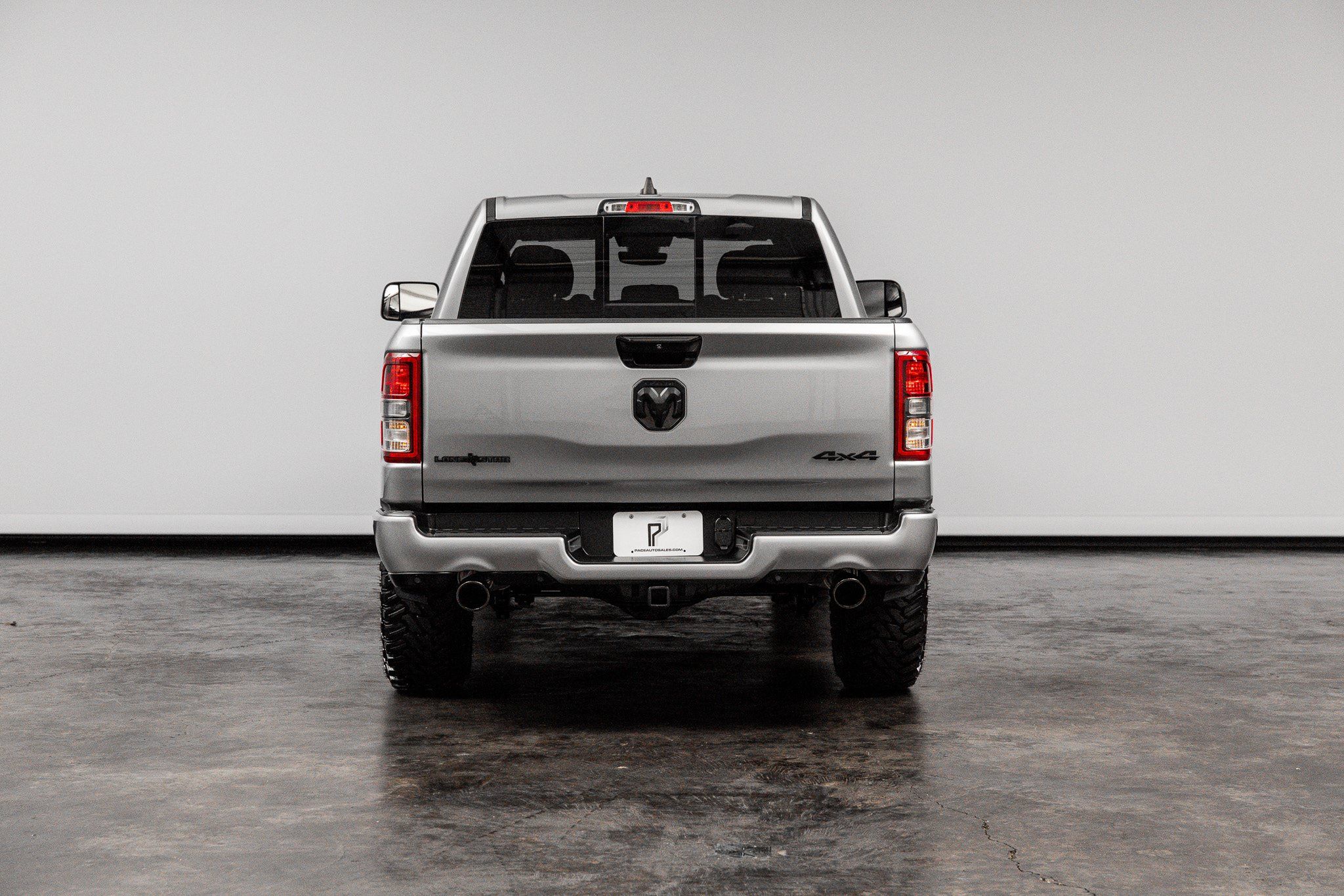 Used 2024 RAM 1500 Lone Star AWD/4WD image 16