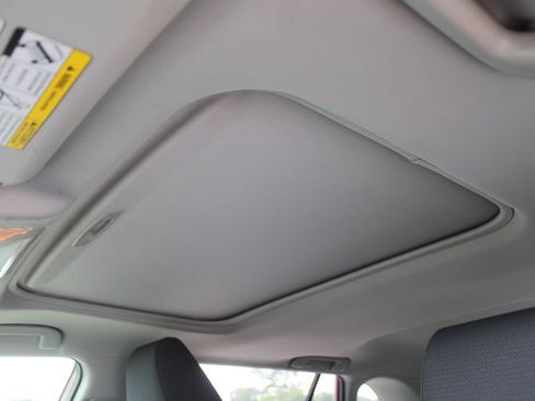 Used 2019 Toyota RAV4 XLE FWD image 56
