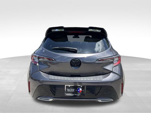 Used 2022 Toyota Corolla XSE FWD image 6