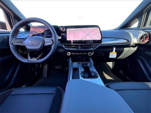 New 2026 Chevrolet Equinox EV RS image 10