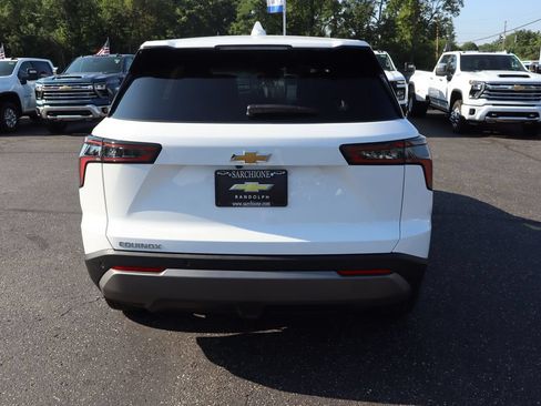 New 2027 Chevrolet Equinox LT FWD image 25