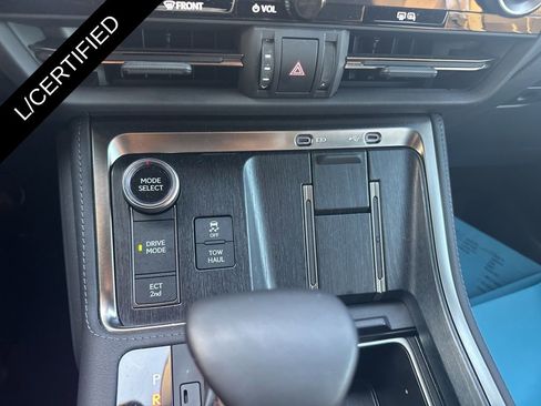 Used 2025 Lexus GX 550 w/ Accessory Package (Z1) image 45