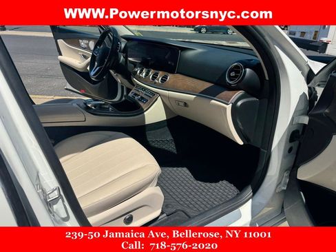 Used 2020 Mercedes-Benz E 350 4MATIC Sedan w/ Parking Assistance Package image 24