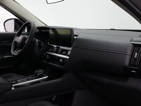 Used 2026 Nissan Pathfinder SV AWD/4WD image 46