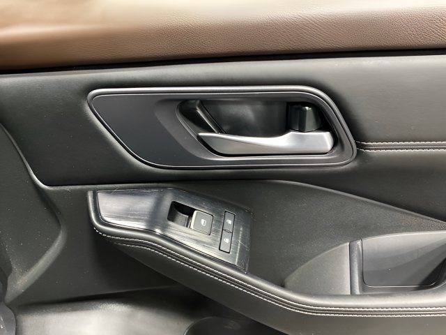 Certified 2023 Nissan Rogue SL w/ SL Premium Package AWD/4WD image 29