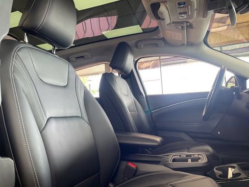 Used 2025 Ford Mustang Mach-E Premium RWD image 27