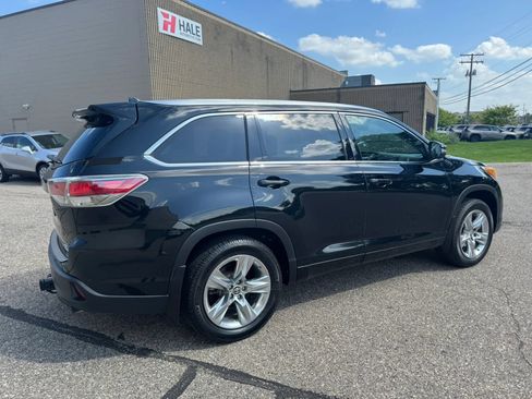 Used 2016 Toyota Highlander Limited Platinum AWD/4WD image 10