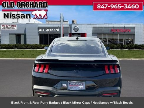 Used 2024 Ford Mustang Coupe RWD image 7