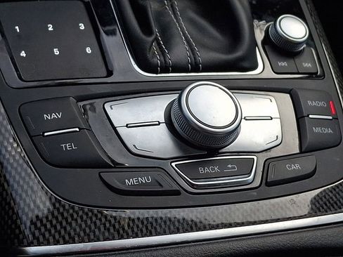 Used 2018 Audi S6 Premium Plus image 19