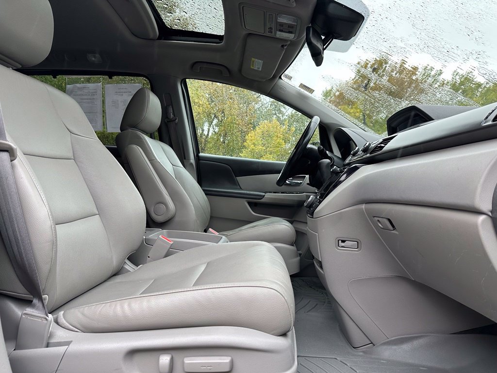 Used 2017 Honda Odyssey EX-L image 14