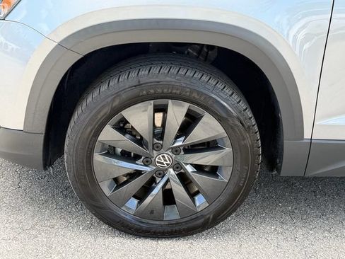 Certified 2023 Volkswagen Taos S FWD image 10