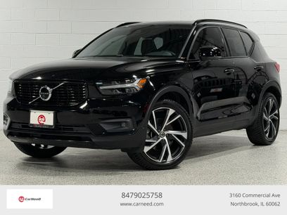 Used 2019 Volvo XC40 T5 R-Design