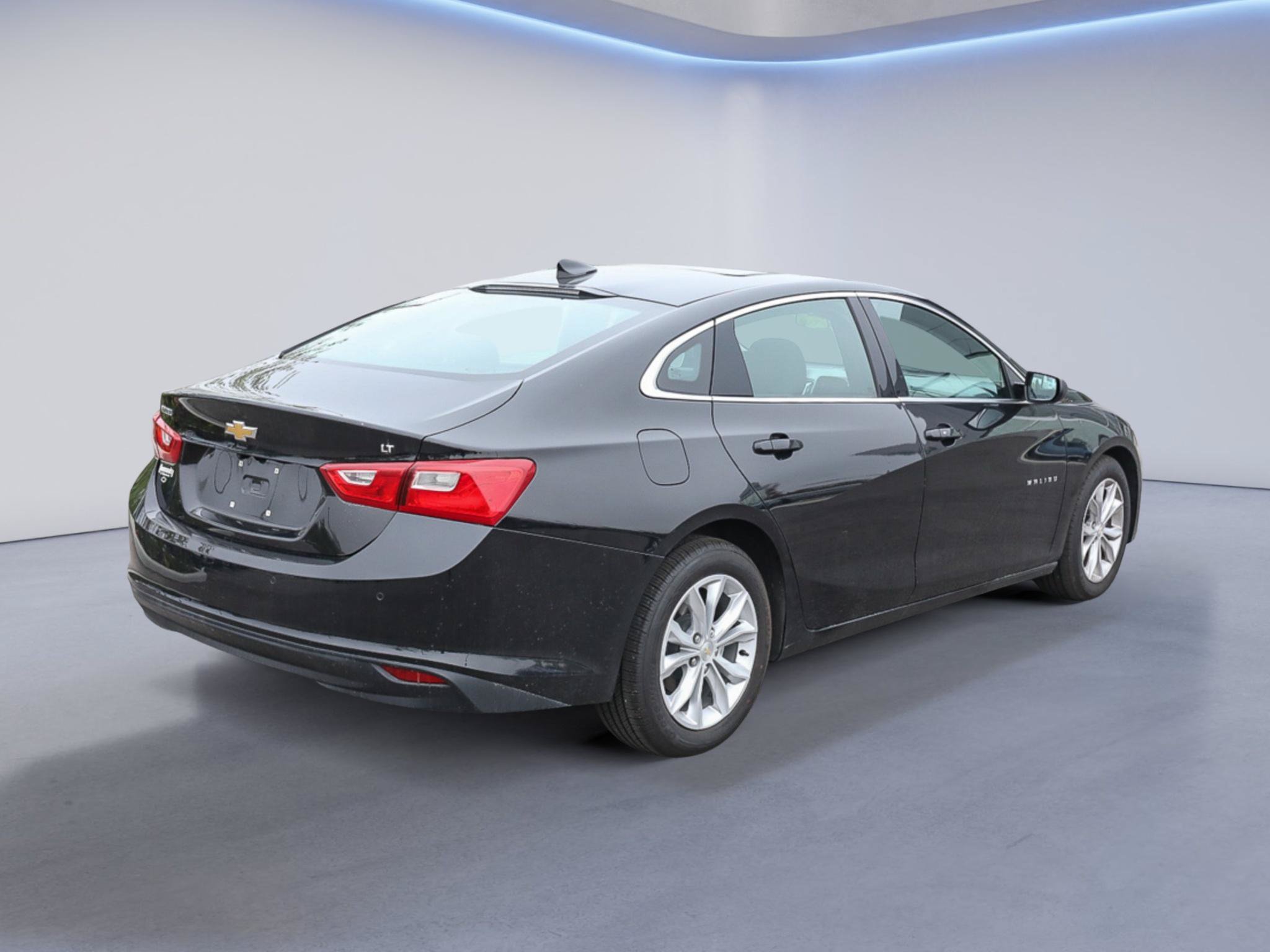 Used 2024 Chevrolet Malibu LT FWD image 7