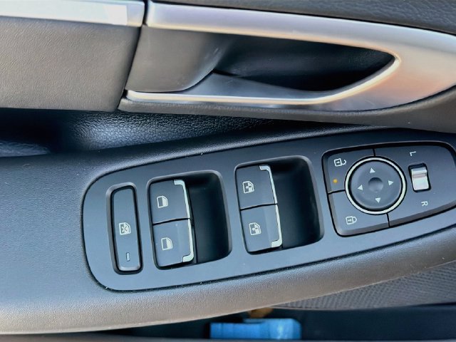 New 2026 Hyundai Sonata SEL FWD image 17