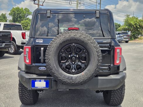 Certified 2024 Ford Bronco Wildtrak AWD/4WD image 8