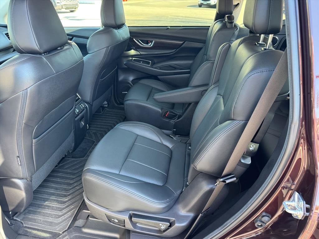 Used 2026 Subaru Ascent Touring w/ Popular Package #1 AWD/4WD image 13