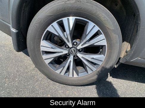 Certified 2023 Nissan Rogue SV w/ SV Premium B Package AWD/4WD image 13