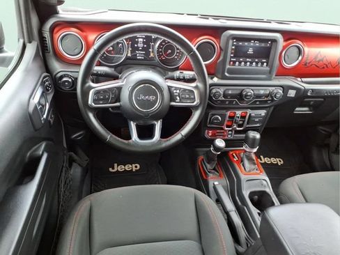 Used 2021 Jeep Wrangler Unlimited Rubicon AWD/4WD image 17