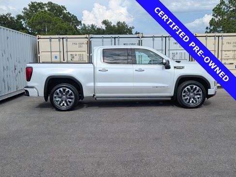 Used 2024 GMC Sierra 1500 Denali AWD/4WD image 3
