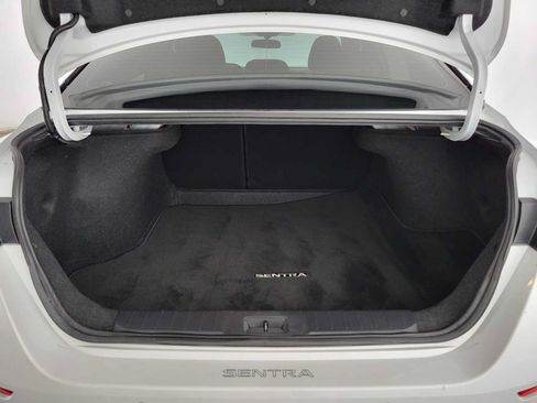 Used 2024 Nissan Sentra SR FWD image 43