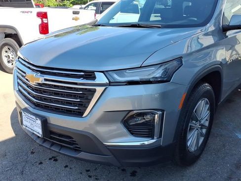 Used 2023 Chevrolet Traverse LT AWD/4WD image 7