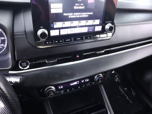 Used 2022 Mitsubishi Outlander SE AWD/4WD image 15