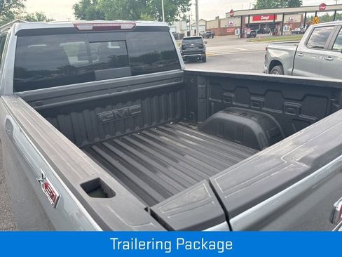 New 2026 GMC Sierra 1500 SLE AWD/4WD image 9
