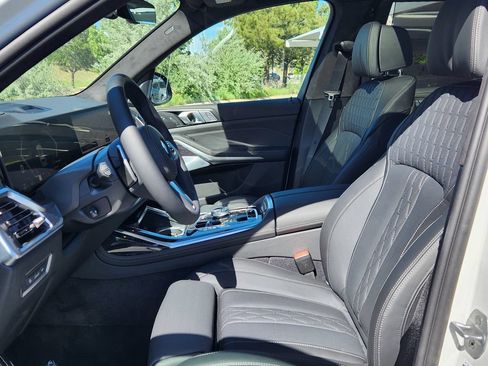 New 2027 BMW X7 xDrive40i AWD/4WD image 9