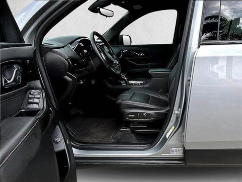 Certified 2023 Chevrolet Traverse RS image 15