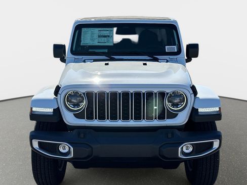 New 2026 Jeep Wrangler Unlimited Sahara w/ Safety Group AWD/4WD image 9