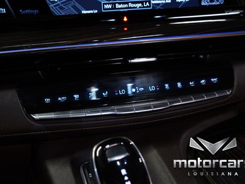 Used 2021 Cadillac Escalade Sport RWD image 39