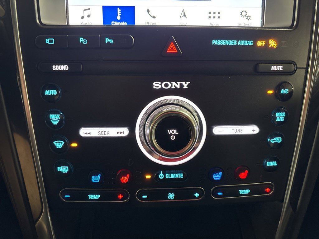 Used 2019 Ford Explorer Platinum AWD/4WD image 16