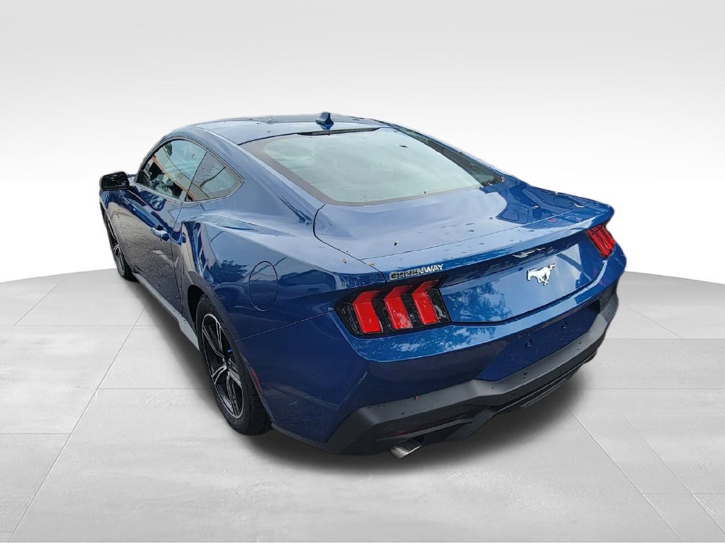 Used 2024 Ford Mustang Coupe RWD image 5
