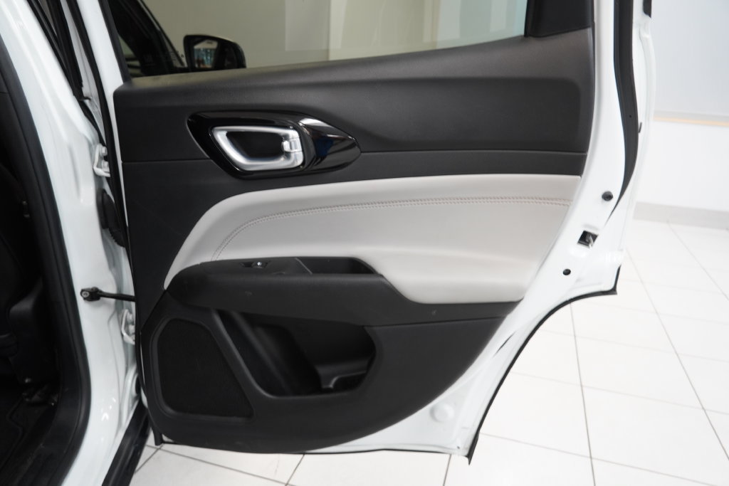 Used 2024 Jeep Compass Limited AWD/4WD image 29