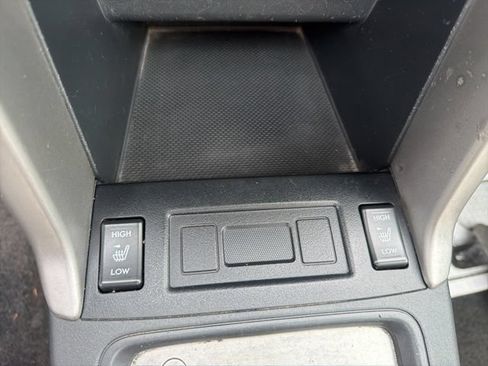 Used 2016 Subaru Forester 2.5i Premium AWD/4WD image 19
