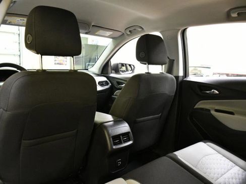 Used 2019 Chevrolet Equinox LS w/ LS Convenience Package image 44