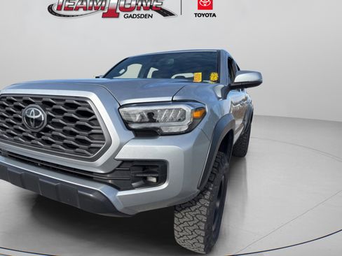 Used 2023 Toyota Tacoma TRD Off-Road w/ TRD Premium Off Road Package image 6