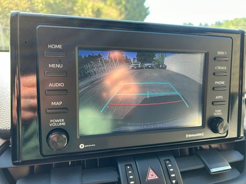 Used 2021 Toyota RAV4 XLE Premium AWD/4WD image 20