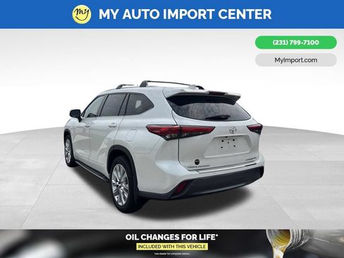 Used 2020 Toyota Highlander Limited AWD/4WD image 4