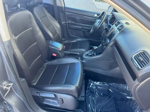 Used 2012 Volkswagen Jetta TDI FWD image 10