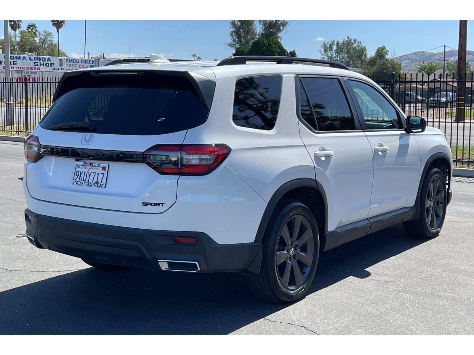 Certified 2024 Honda Pilot Sport image 6