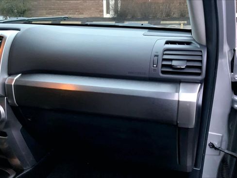 Used 2019 Toyota 4Runner SR5 image 18