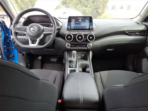 Used 2021 Nissan Sentra SV image 7