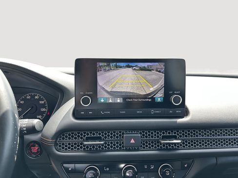 Certified 2025 Honda HR-V Sport image 15